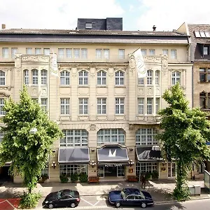 4* Отель Leonardo Boutique