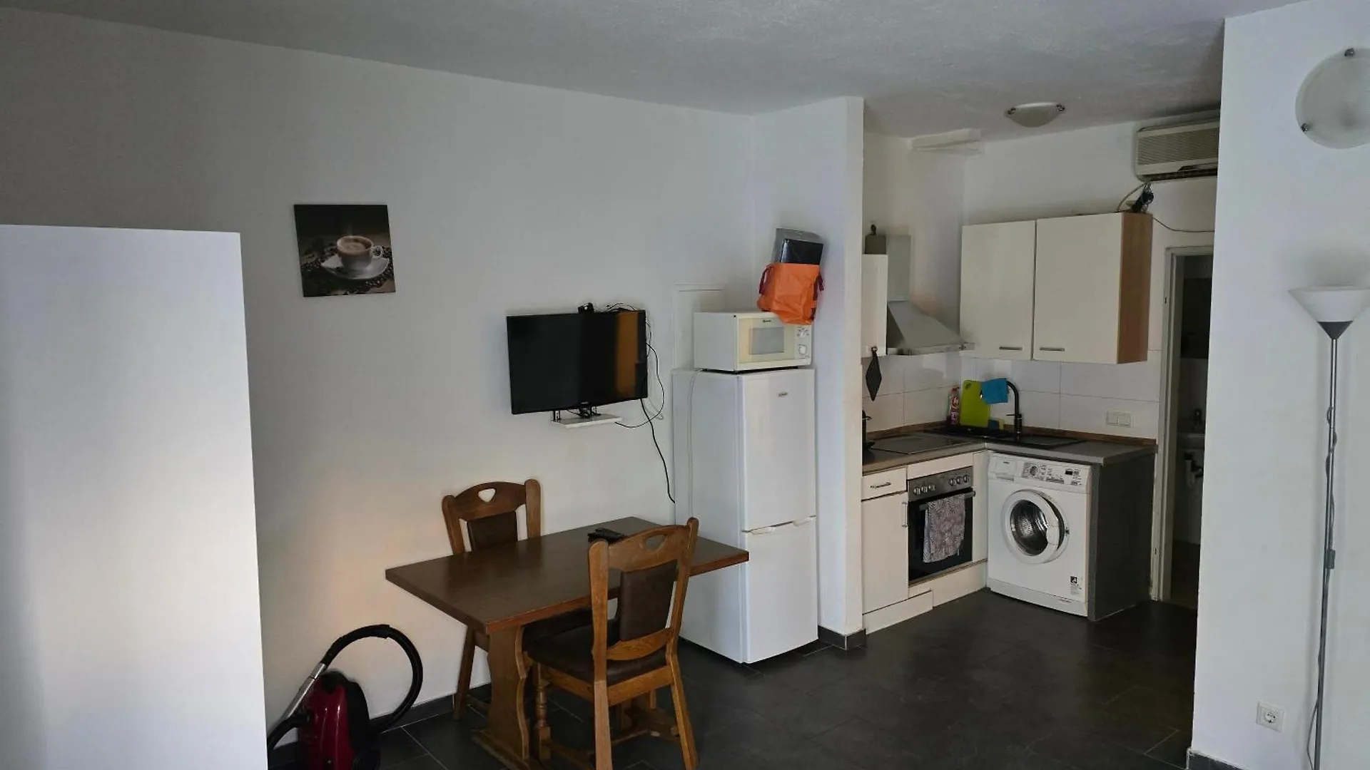 Kleines 2 Raum City Apartment - Grupello-3 Düsseldorf 0*,  Německo